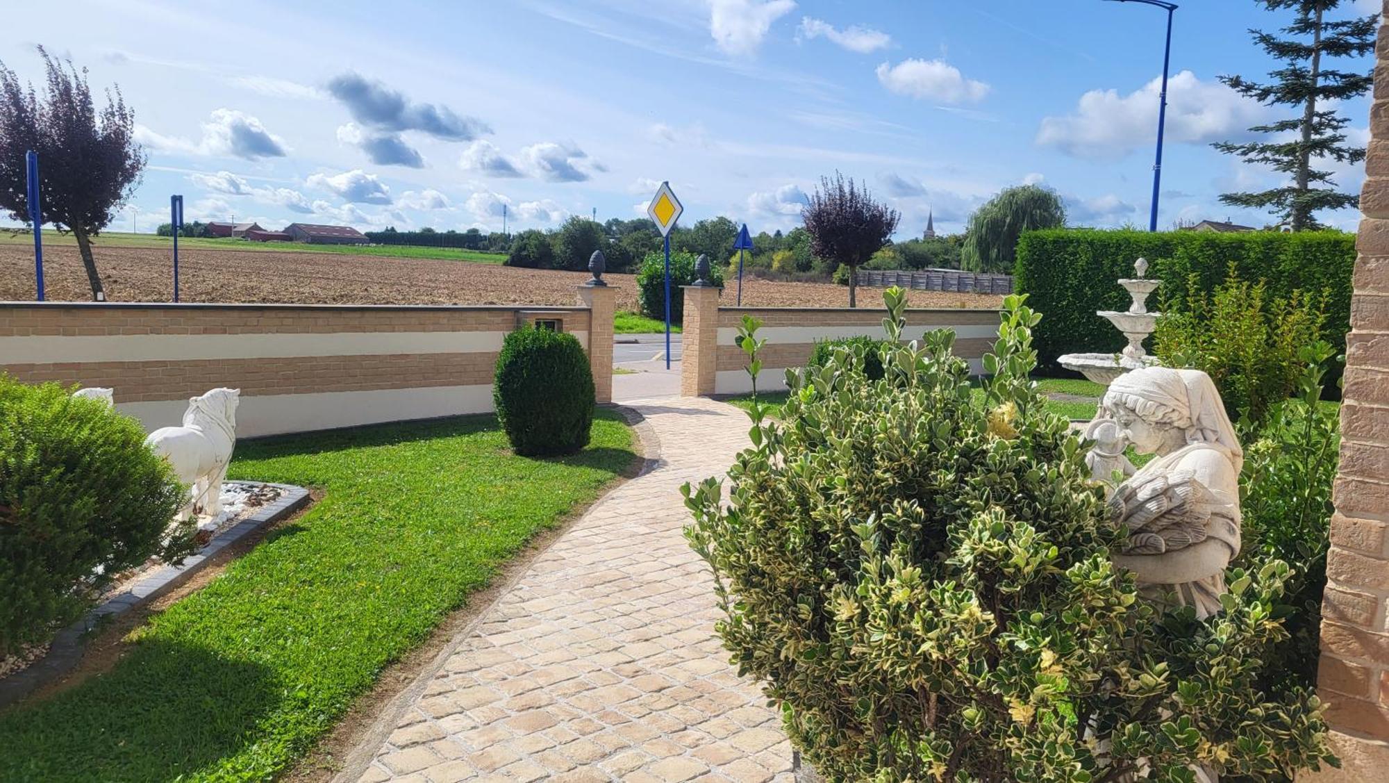 Maison d hôtes Salvatrice Rouvroy (Pas-de-Calais) Exterior foto